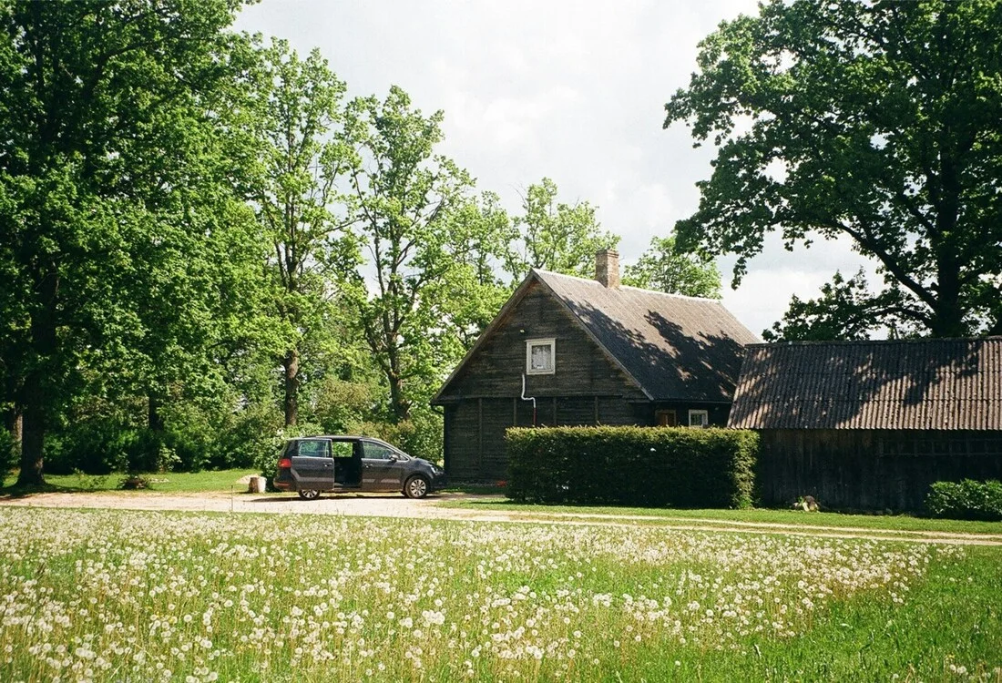 Escape to a country house