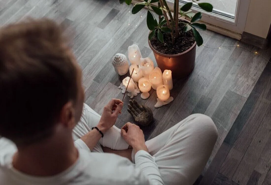 Light spiritual power candle